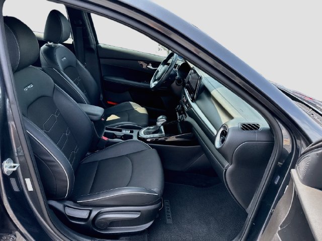 Used 2023 Kia Forte GT-Line w/ GT-Line Technology Package FWD image 28