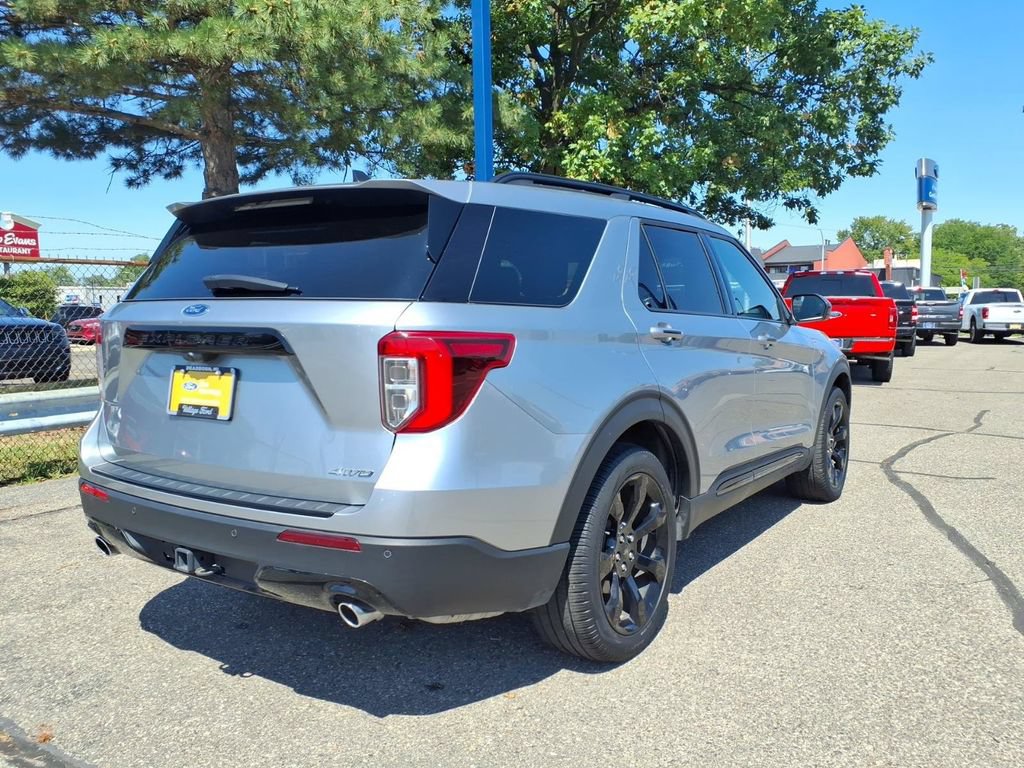 Certified 2024 Ford Explorer ST-Line w/ Class IV Trailer Tow Package AWD/4WD image 6