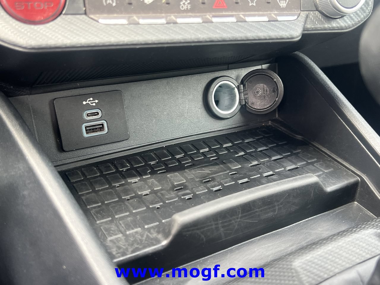 Certified 2024 Ford Mustang Premium RWD image 10