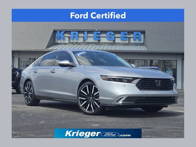 Used 2023 Honda Accord Touring image 1