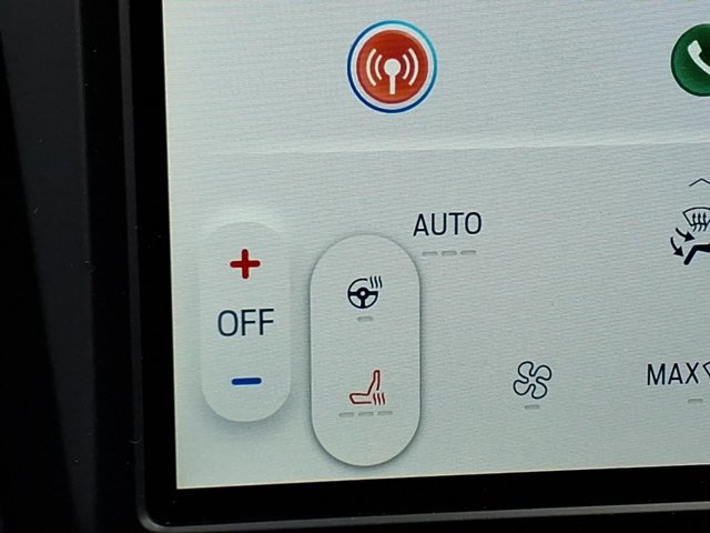 Certified 2022 Ford Edge SEL w/ Convenience Package image 12