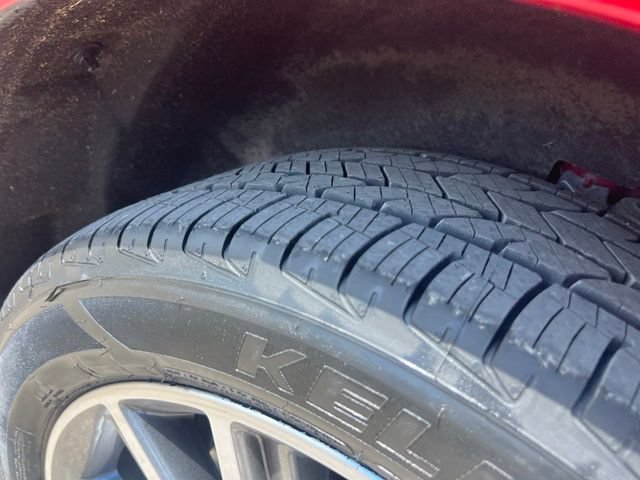 Certified 2023 Ford Edge Titanium AWD/4WD image 28