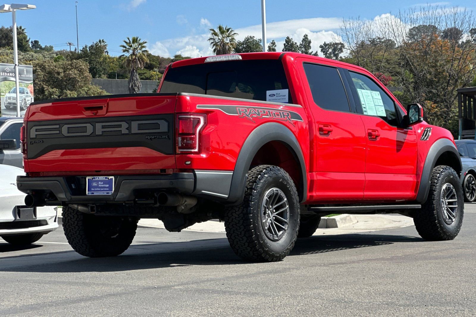 Certified 2019 Ford F150 Raptor w/ Equipment Group 802A Luxury image 3