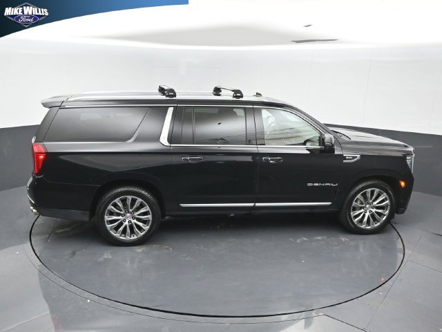 Used 2021 GMC Yukon XL Denali w/ Denali Ultimate Package RWD image 16