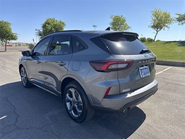 Certified 2024 Ford Escape ST-Line w/ Equipment Group 301A image 5