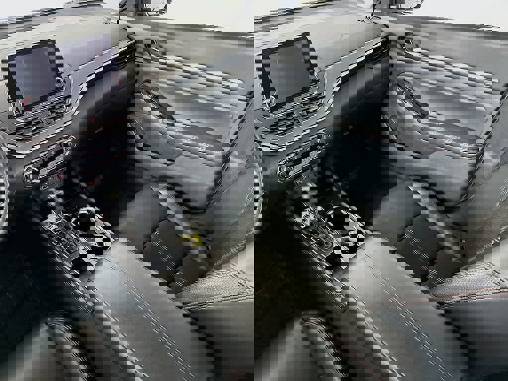 Used 2024 Nissan Altima 2.5 SR image 11