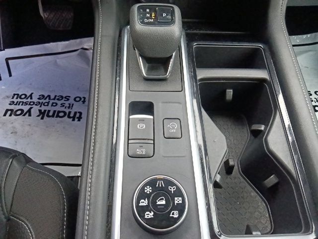 Used 2024 Nissan Pathfinder SL AWD/4WD image 25