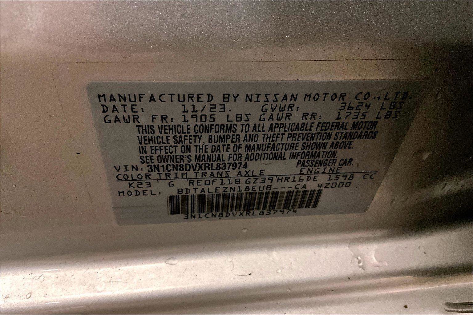 Used 2024 Nissan Versa S w/ Trunk Package image 32