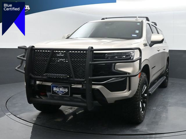 Used 2023 Chevrolet Suburban Z71 image 1