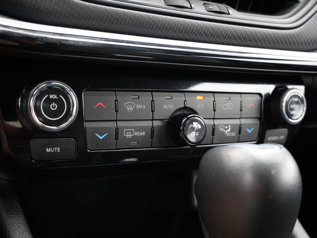 Used 2024 Jeep Compass Trailhawk image 30