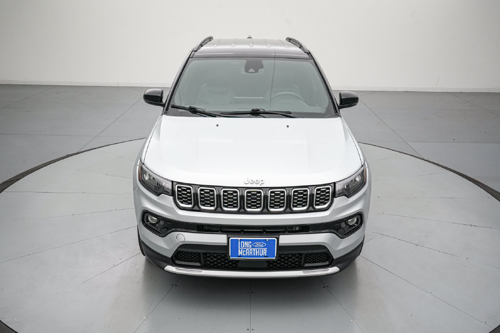 Used 2025 Jeep Compass Limited AWD/4WD image 9