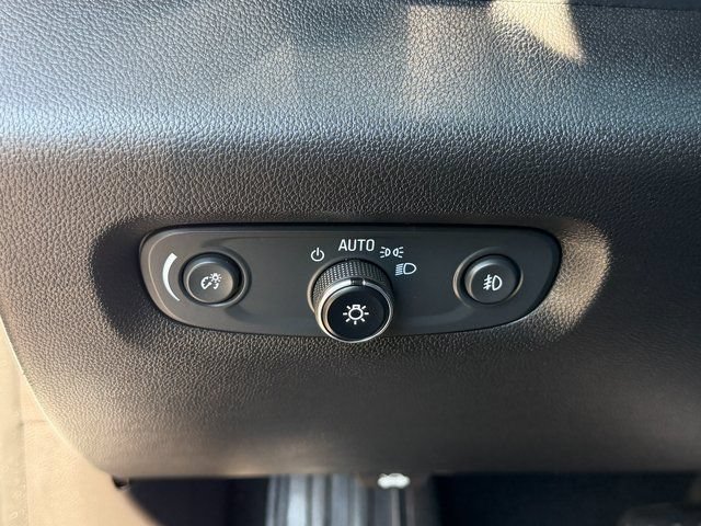Used 2019 Chevrolet Traverse LT FWD image 22