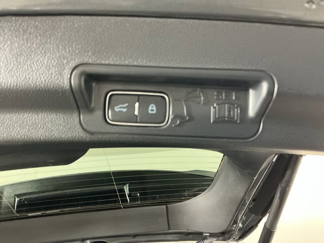 Certified 2025 Ford Explorer ST-Line w/ ST-Line Street Pack AWD/4WD image 34