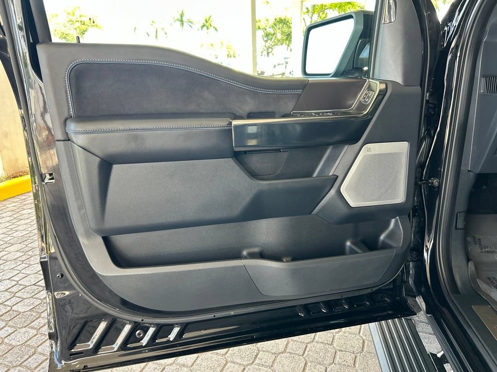 Certified 2025 Ford F150 Platinum w/ Equipment Group 702A High AWD/4WD image 38