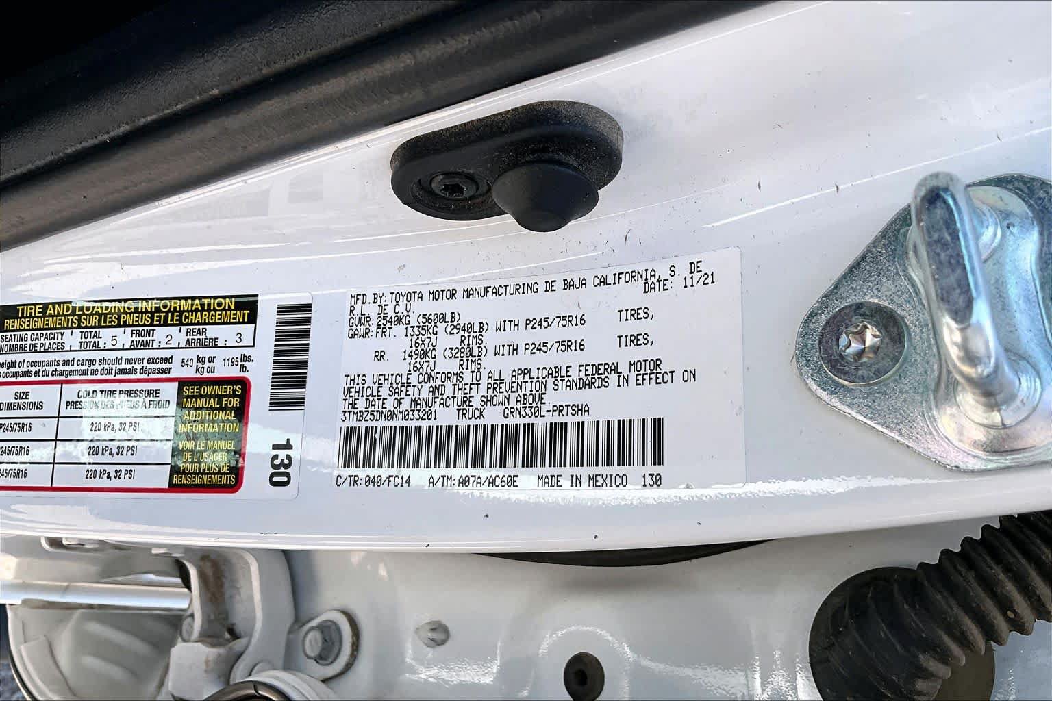 Used 2022 Toyota Tacoma SR5 RWD image 36