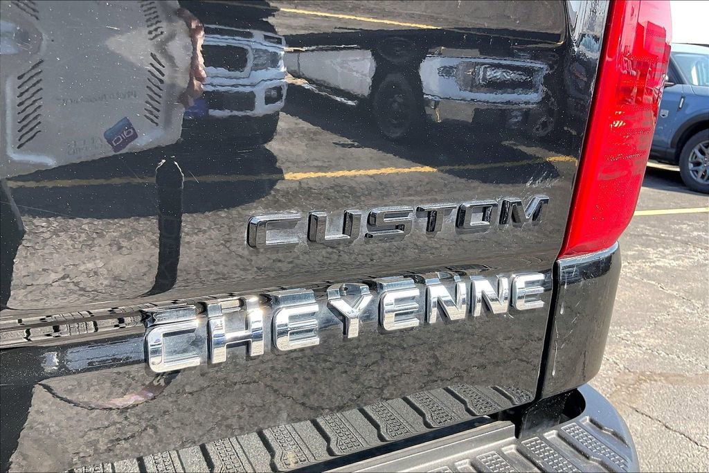 Used 2024 Chevrolet Silverado 1500 Custom w/ Turbomax Blackout Package AWD/4WD image 28