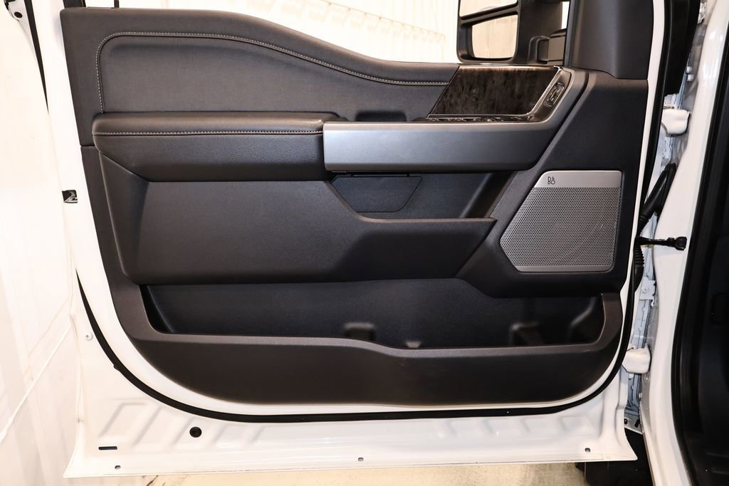 Certified 2025 Ford F350 Lariat w/ Lariat Ultimate Package AWD/4WD image 14