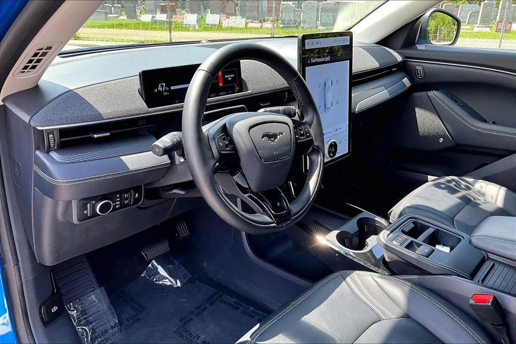 Certified 2025 Ford Mustang Mach-E Premium AWD/4WD image 13