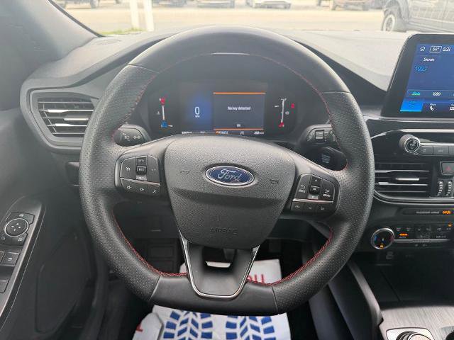 Certified 2025 Ford Escape ST-Line image 14