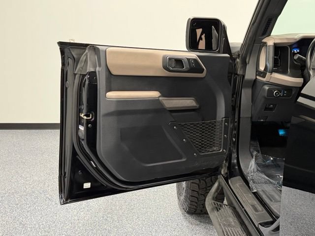 Certified 2022 Ford Bronco Wildtrak AWD/4WD image 13