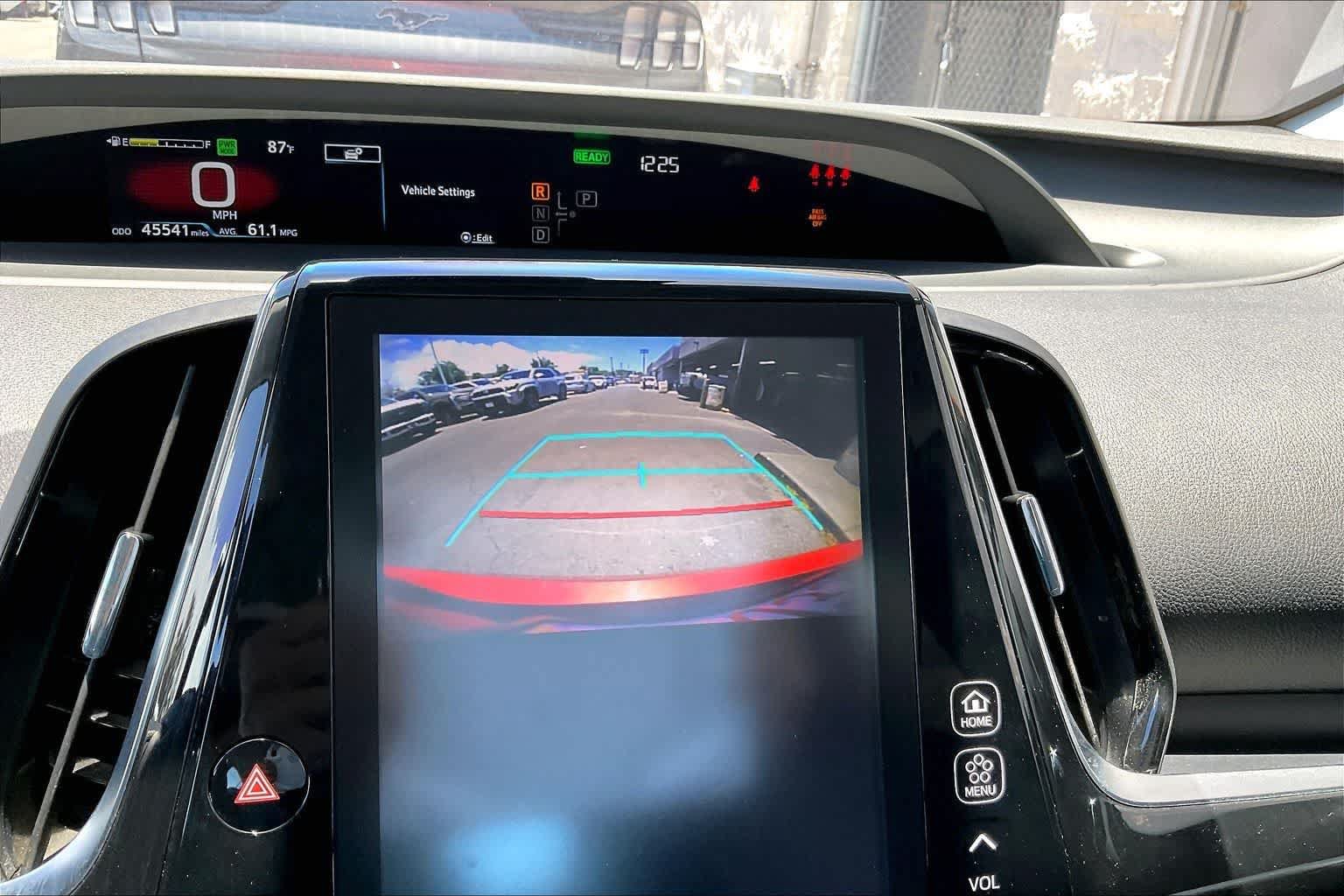 Used 2022 Toyota Prius Prime XLE FWD image 26