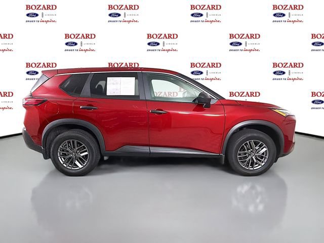 Used 2023 Nissan Rogue S AWD/4WD image 9