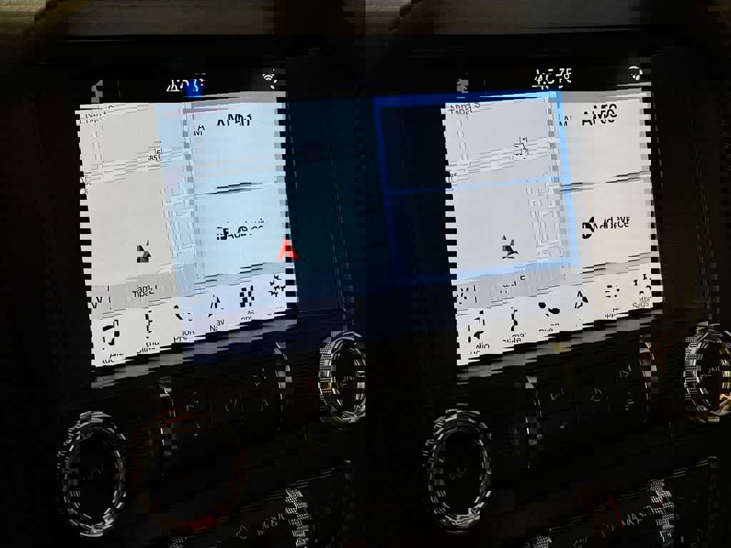 Certified 2018 Ford Mustang Premium w/ Enhanced Security Package image 15