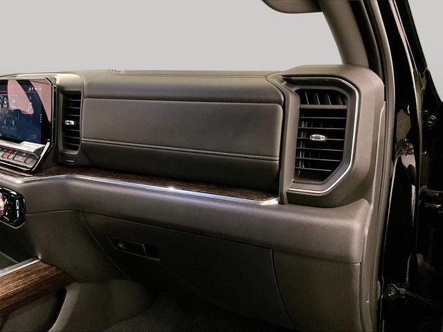 Used 2023 GMC Sierra 1500 Elevation w/ Preferred Package AWD/4WD image 15
