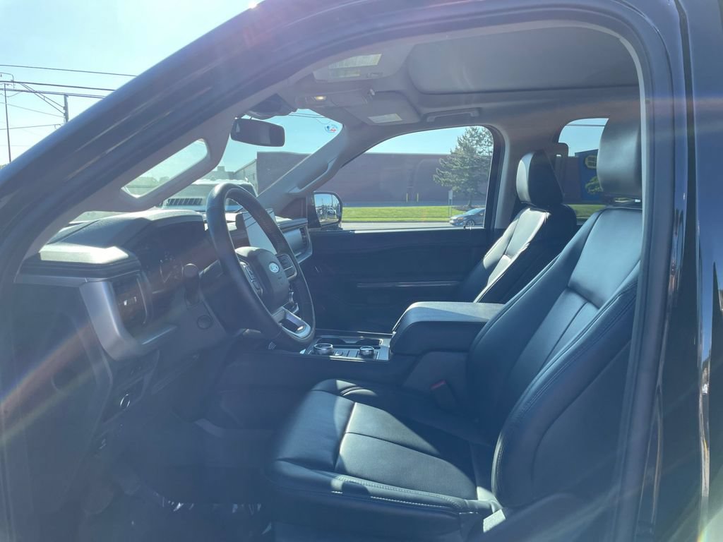 Certified 2024 Ford Expedition XLT AWD/4WD image 13