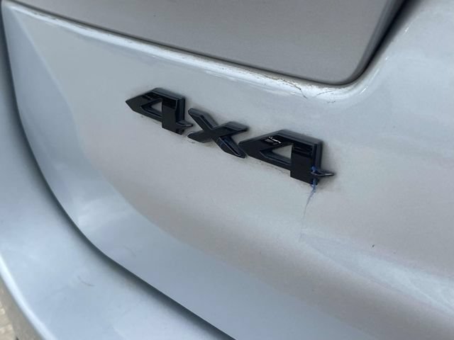 Used 2023 Jeep Grand Cherokee L Summit AWD/4WD image 9