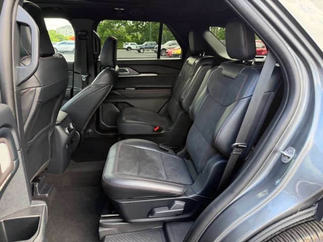 Certified 2025 Ford Explorer ST w/ Sun And Sound Package AWD/4WD image 19