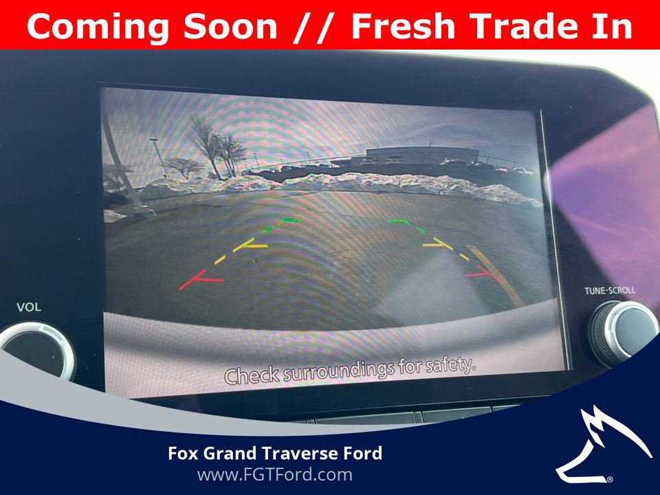 Used 2024 Nissan Pathfinder SV image 25