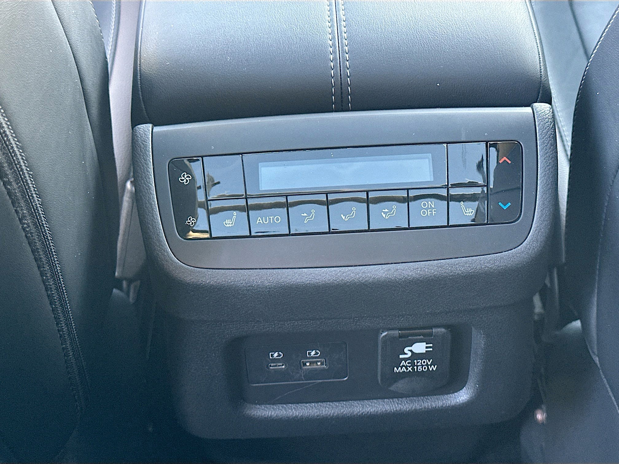 Used 2023 Nissan Pathfinder Platinum w/ Cargo Package image 26