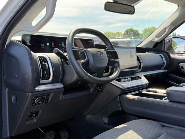 Certified 2025 Ford Expedition Max Active AWD/4WD image 17