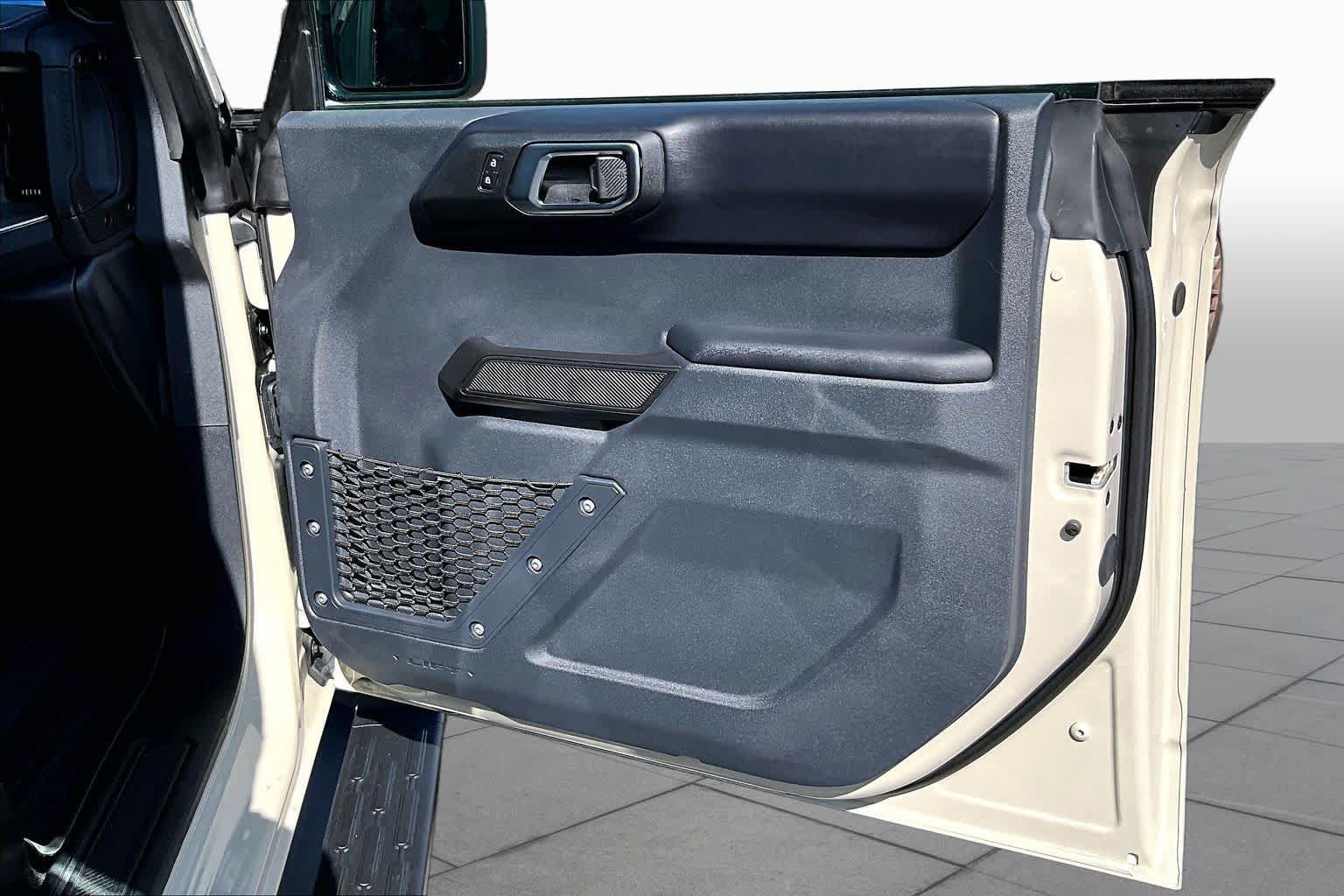 Certified 2025 Ford Bronco Outer Banks AWD/4WD image 23