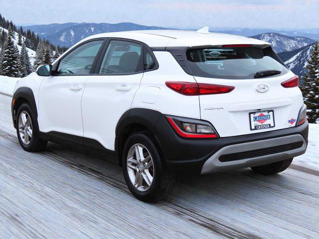 Used 2023 Hyundai Kona SE image 5
