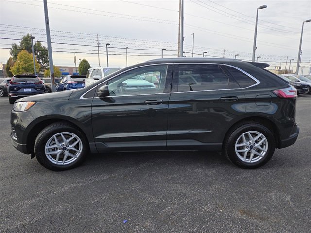 Certified 2022 Ford Edge SEL w/ Convenience Package image 2