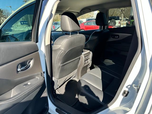 Used 2020 Nissan Murano SL image 38