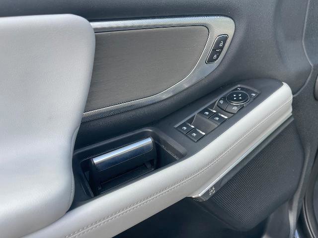 Certified 2025 Ford Expedition Max Platinum image 11