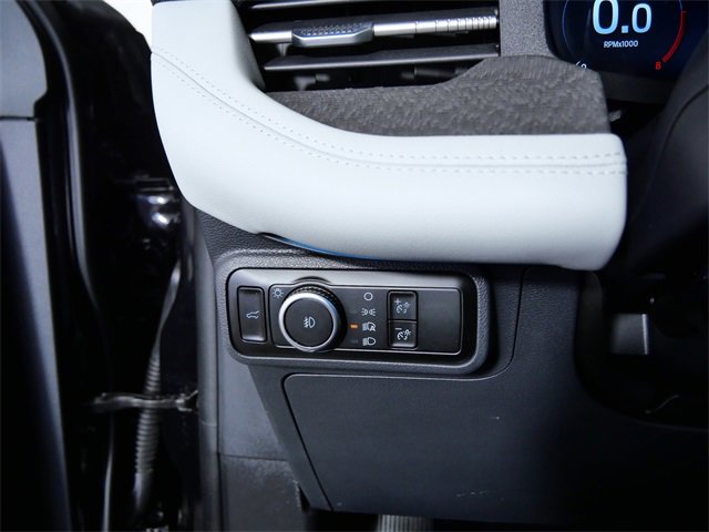 Certified 2025 Ford Explorer Platinum w/ Ultimate Package image 25