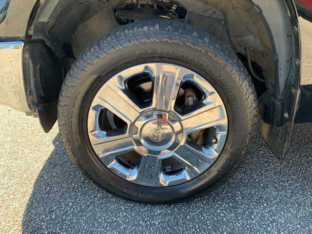 Used 2017 Toyota Tundra 1794 Edition image 9