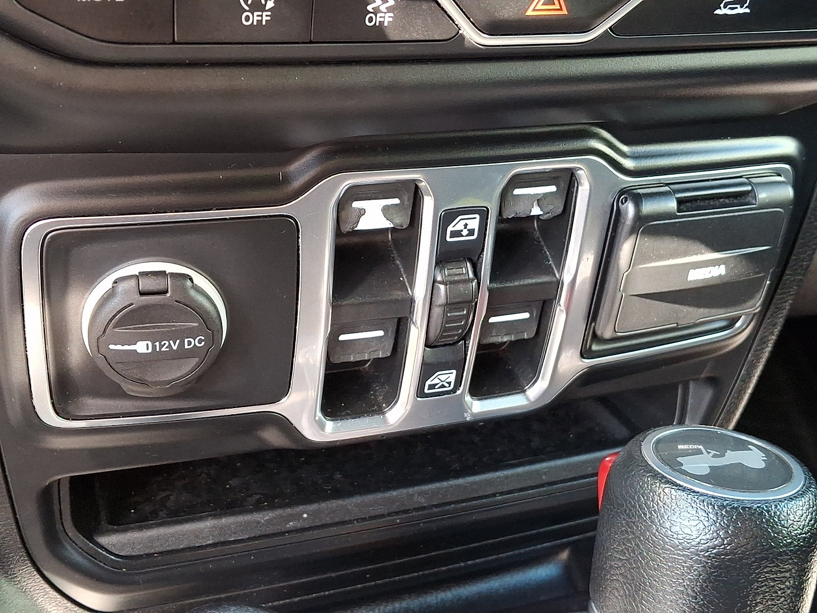 Used 2021 Jeep Wrangler Unlimited Sport AWD/4WD image 24