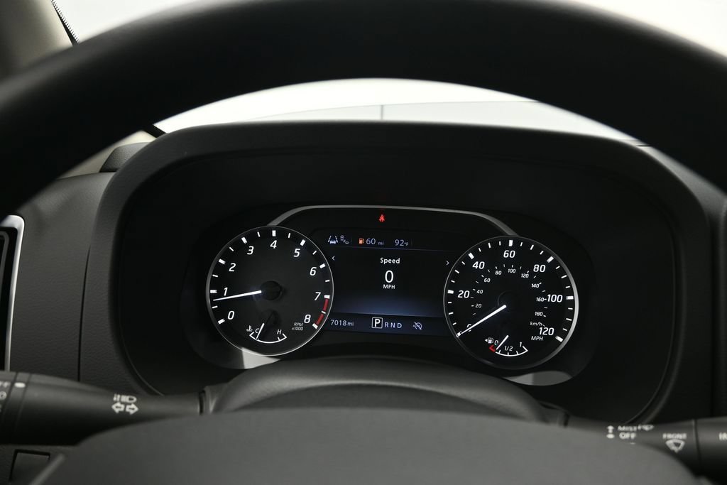 Used 2025 Nissan Frontier SV RWD image 28