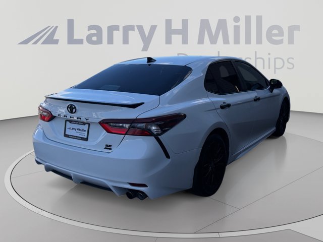 Used 2021 Toyota Camry SE AWD/4WD image 5