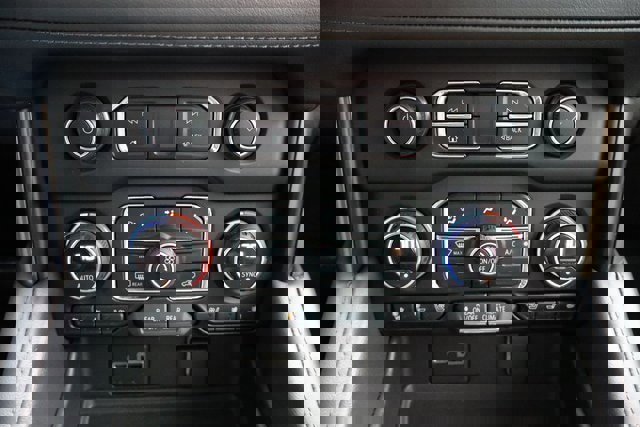 Used 2021 Chevrolet Tahoe High Country image 14