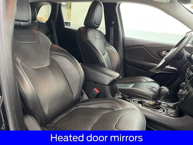 Used 2019 Jeep Cherokee Limited image 25