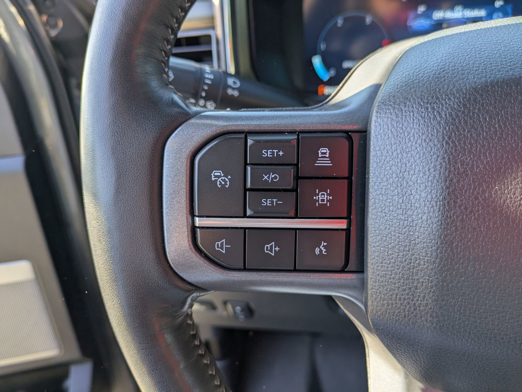 Certified 2024 Ford F350 Lariat w/ Lariat Ultimate Package AWD/4WD image 21