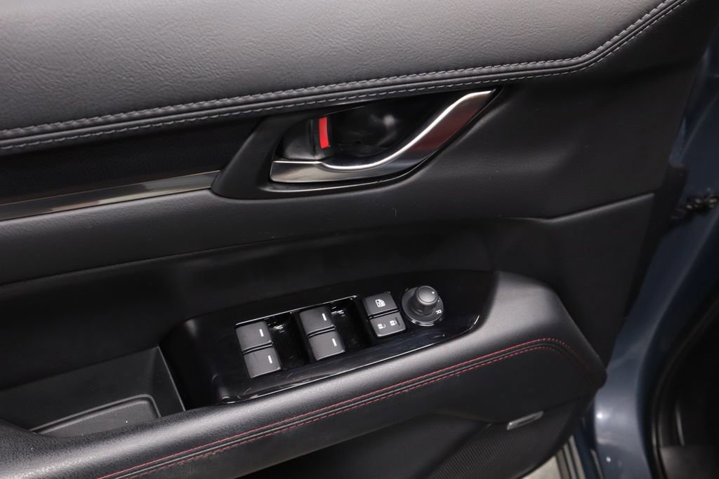 Used 2023 MAZDA CX-5 Carbon Edition image 23