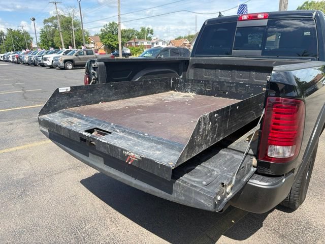 Used 2023 RAM 1500 Warlock AWD/4WD image 9