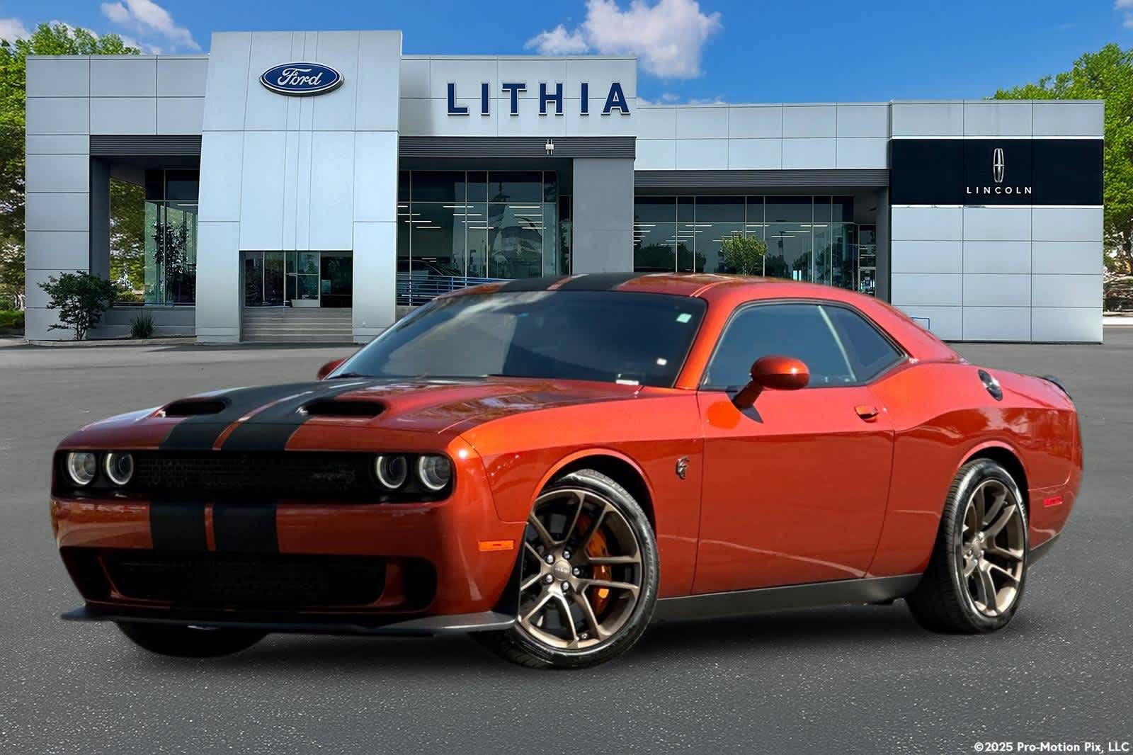 Used 2023 Dodge Challenger SRT Hellcat RWD image 1